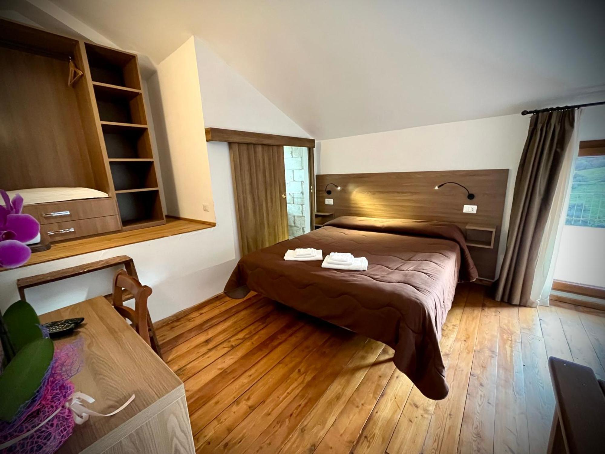 Hotel Pinguino Pescasseroli Eksteriør billede