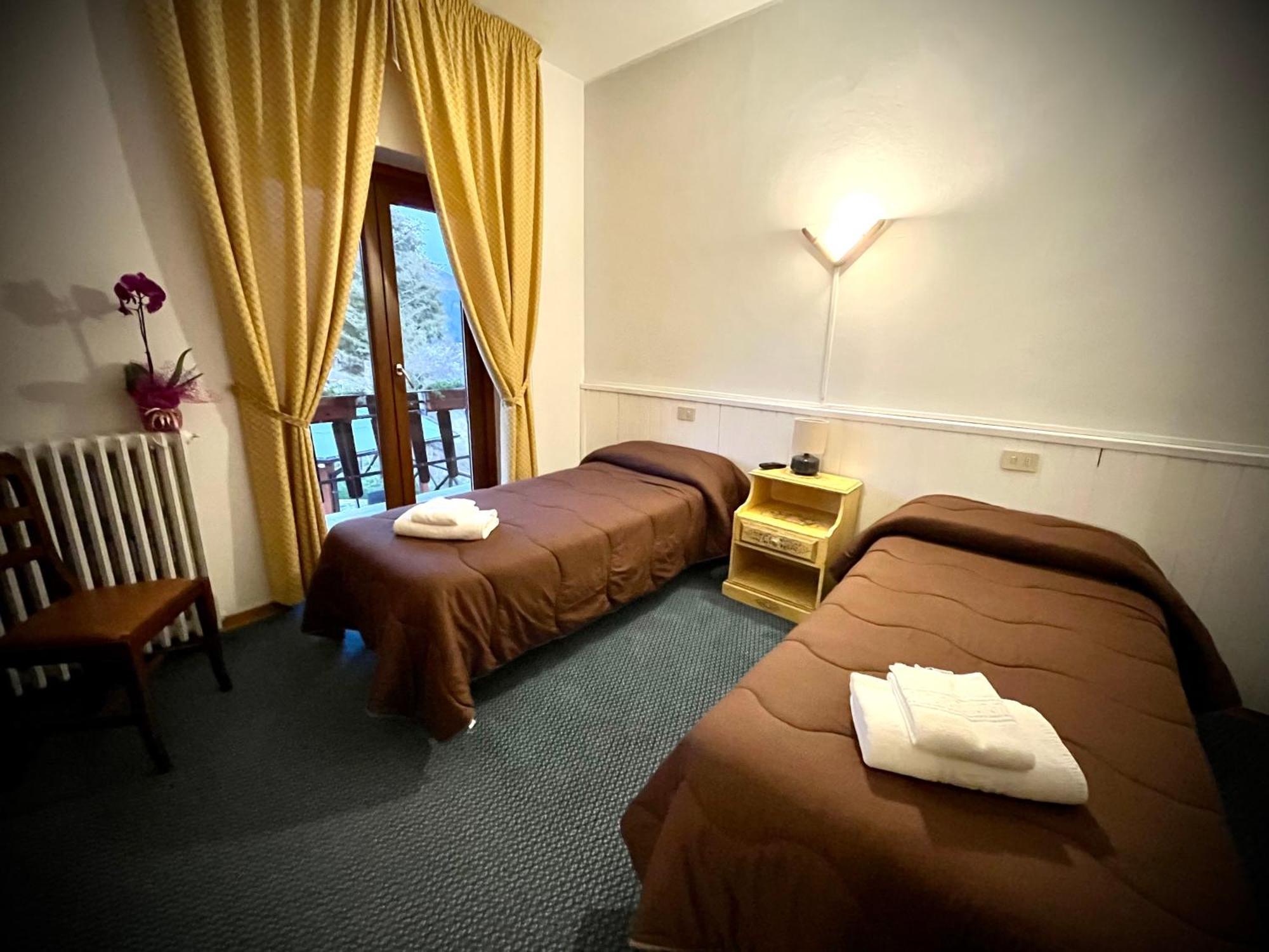 Hotel Pinguino Pescasseroli Værelse billede